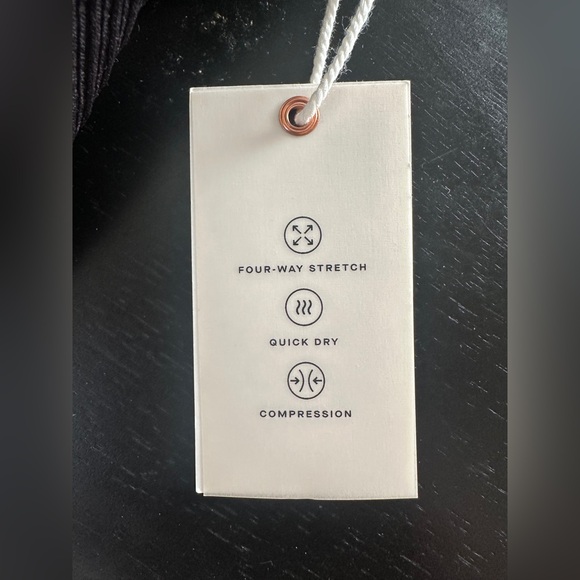 GOOD AMERICAN Black Ribbed Crossback Stretch Top SIZE 7/8 (4XL/5XL) LARGE Active - Picture 4 of 5